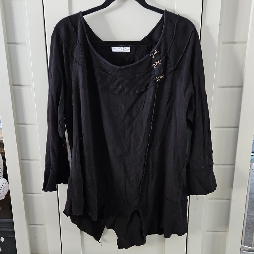 RXB Black Asymmetrical Blouse with Buckle Details Sz Large Ptp 22
